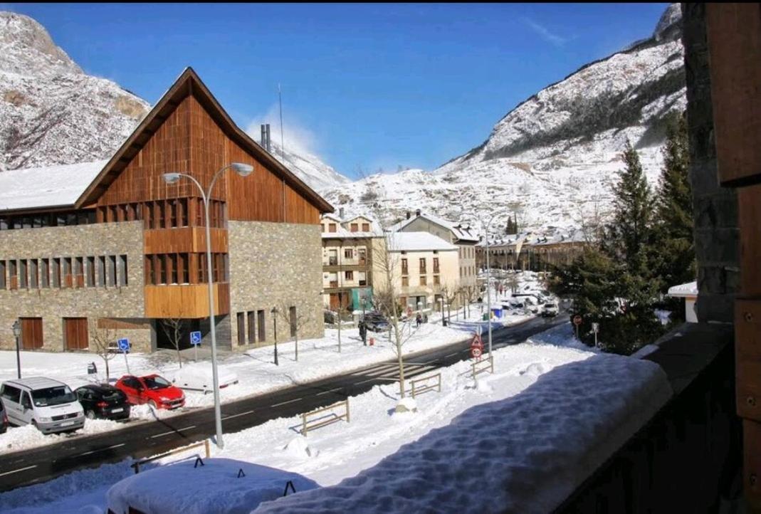 Appartement Check-In Casas Ibon à Benasque Extérieur photo