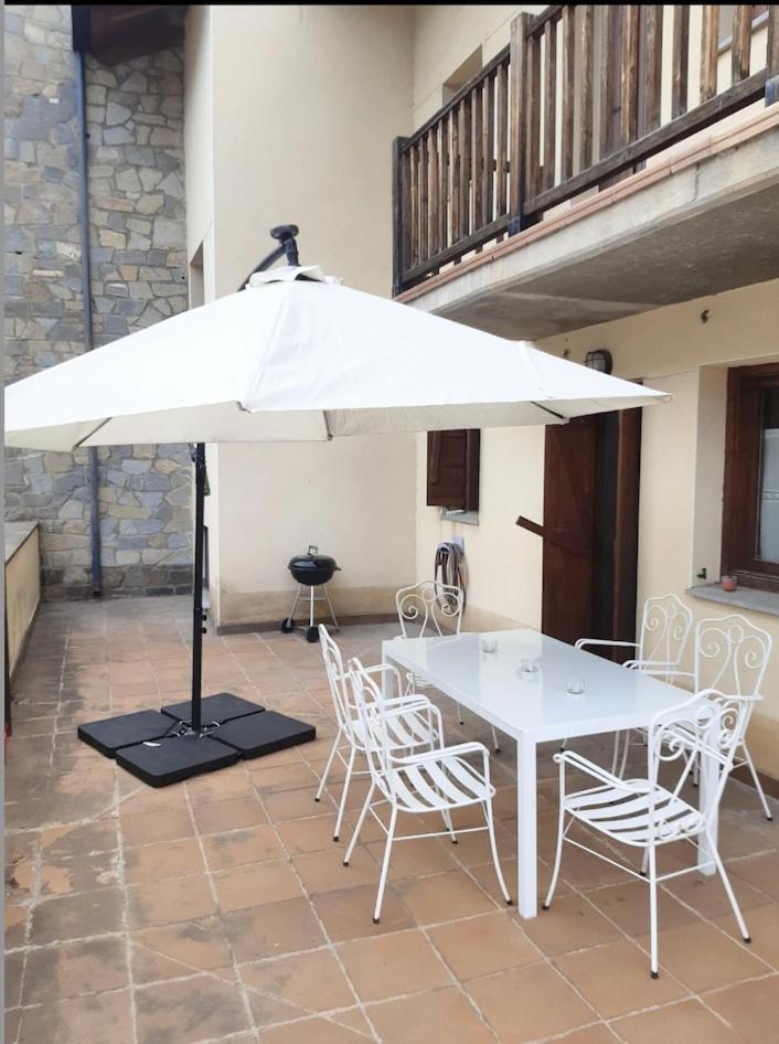 Appartement Check-In Casas Ibon à Benasque Extérieur photo